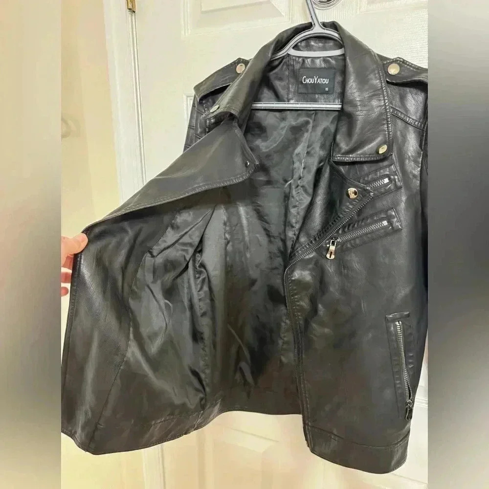 ChouYatou Men's Black Faux Leather Jacket Size: XS - Picture 9 of 16